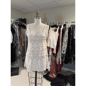 Cream Crochet Lace Sleeveless Tunic Top - Medium